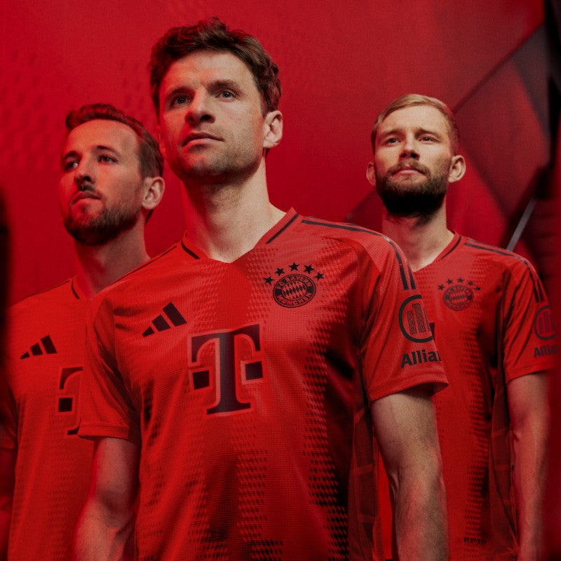 FC Bayern 24/25 Home Jersey - Player Version