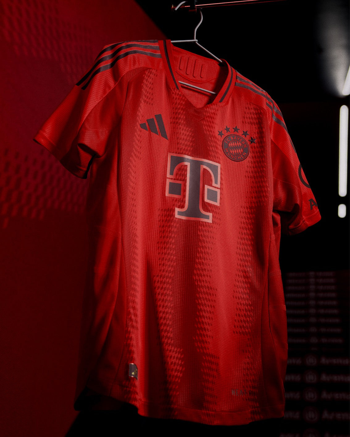 FC Bayern 24/25 Home Jersey - Player Version