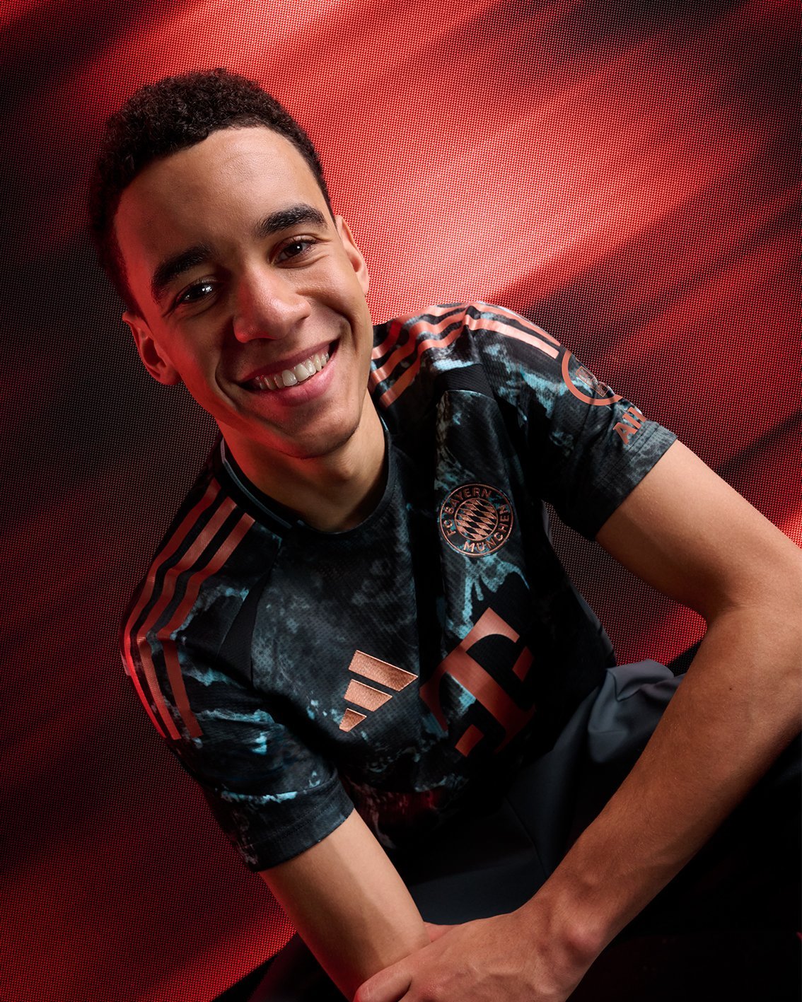 FC Bayern 24/25 Away Kit - Player Version